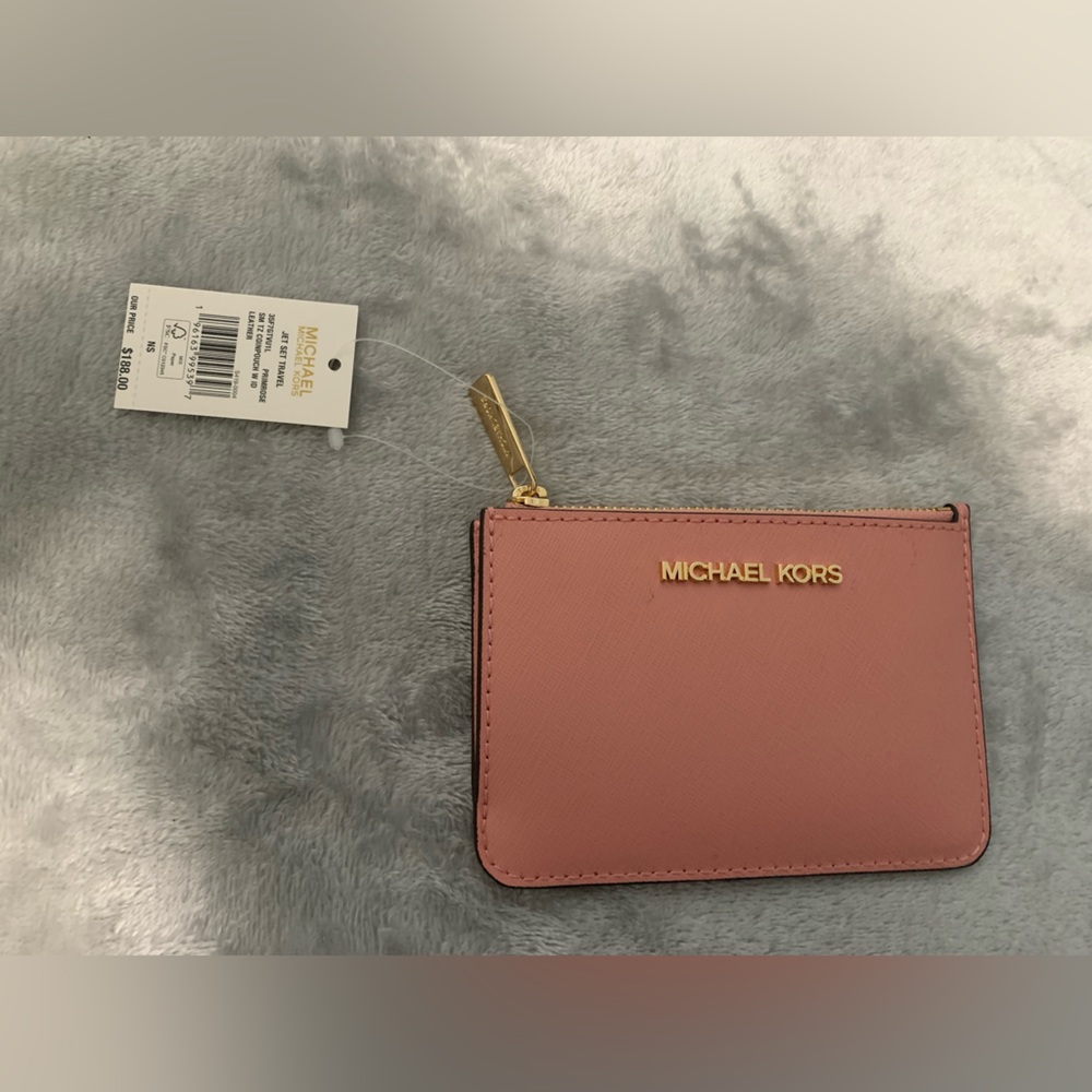 NWT Michael Kors Coin Pouch with ID Leather